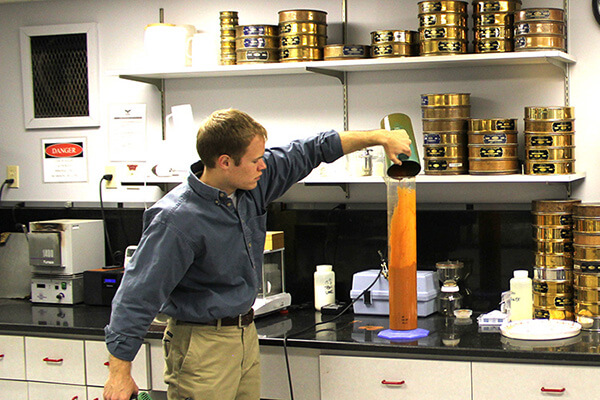 Full Service Lab Thickening and Dewatering Chemicals